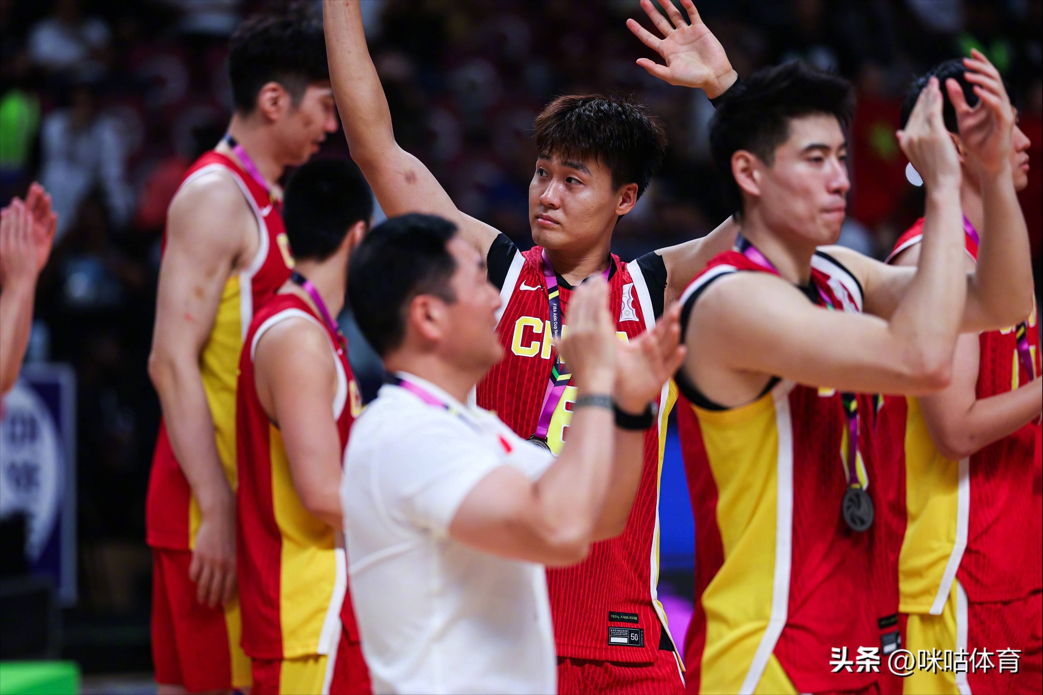 澳大利亚男篮鏖战奇才,汉密尔顿一己之力扛起全队的简单介绍 澳大利亚男篮鏖战奇才,汉密尔顿一己之力扛起全队的简单介绍