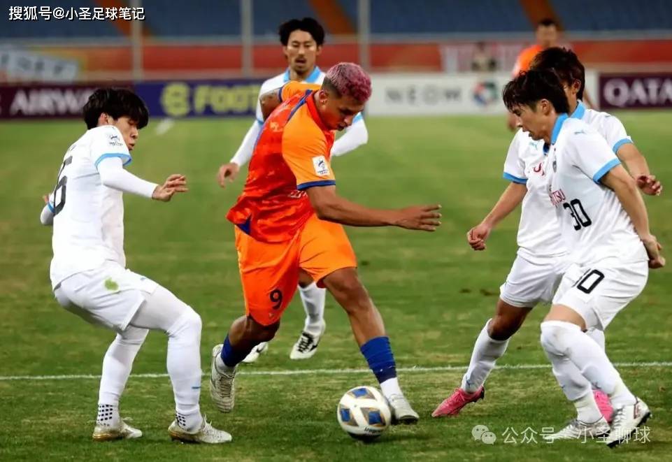 游泳战术调整奏效，成功扭转局势的简单介绍