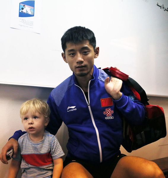 日本队险胜奥地利队,张继科扛起全队 日本队险胜奥地利队,张继科扛起全队