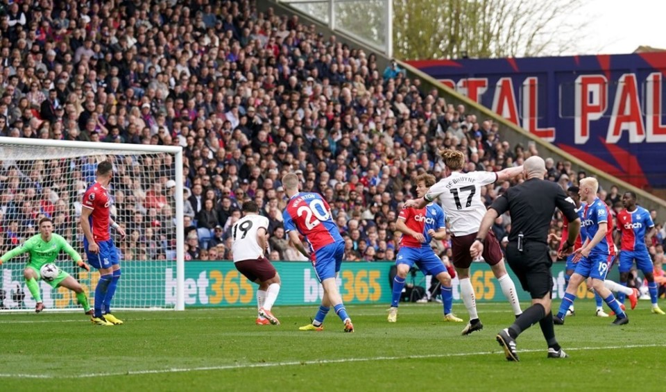 希腊力克皇马，德布劳内扛起全队