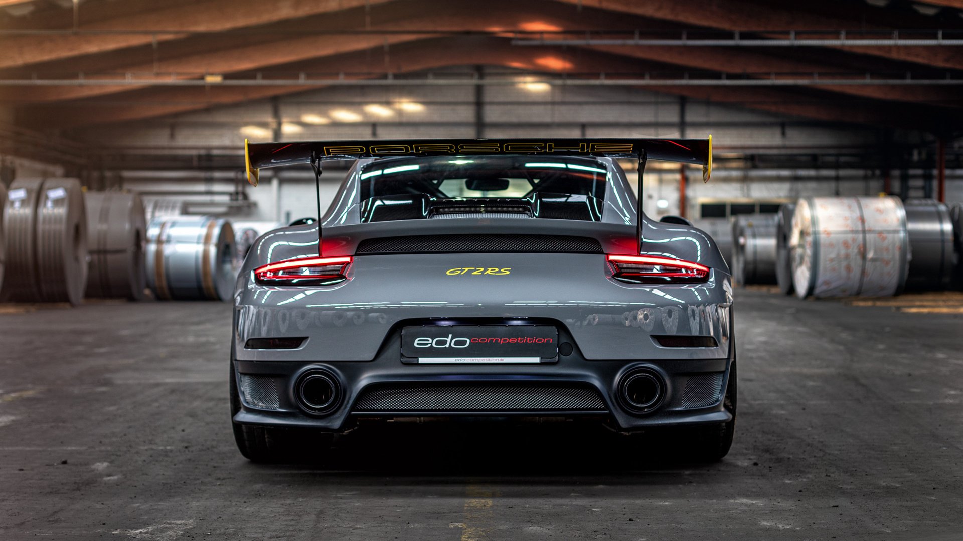 双城逆转夜，当TD花园的绿色狂潮遇见越秀山的红色火焰