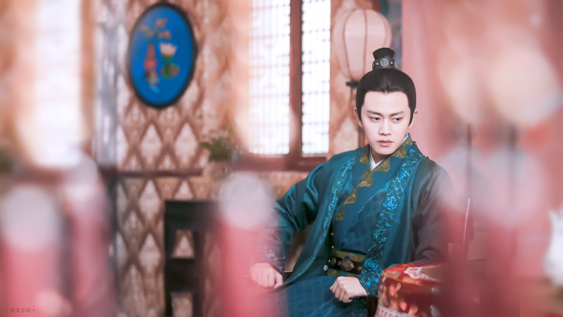 团队风暴与独舞华章，雄鹿碾压快船的背后，欧文用一场表演重释统治力