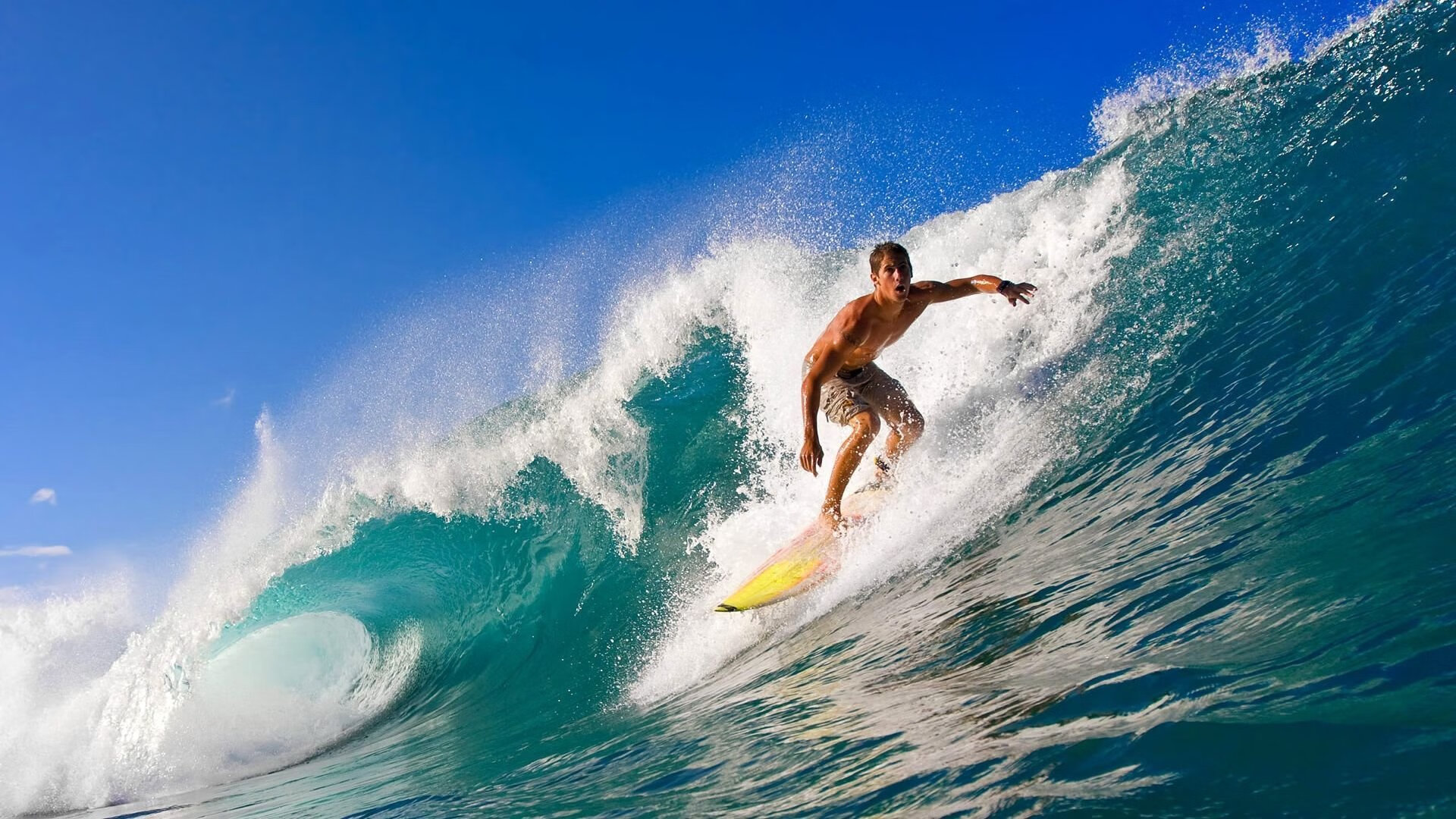 碾压！布伦森单骑凿穿快船铁阵，独行侠昂首带走胜利