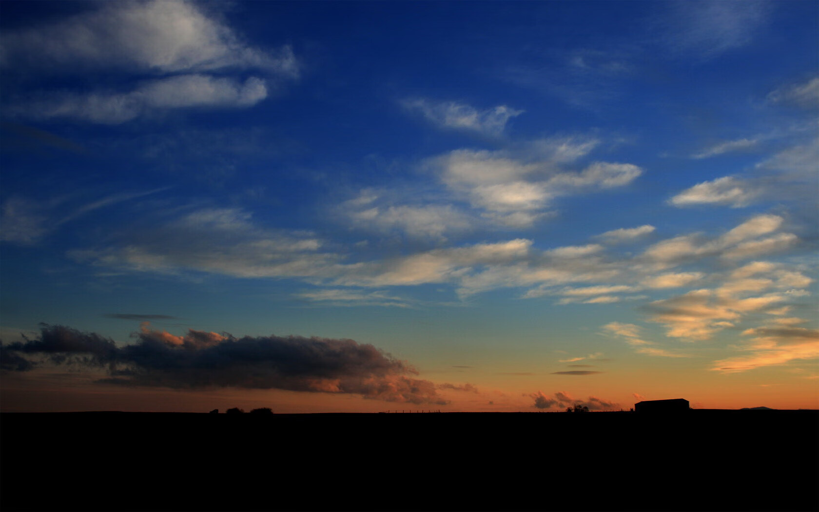 孤星照彻基辅夜，京多安一锤定音的永恒瞬间