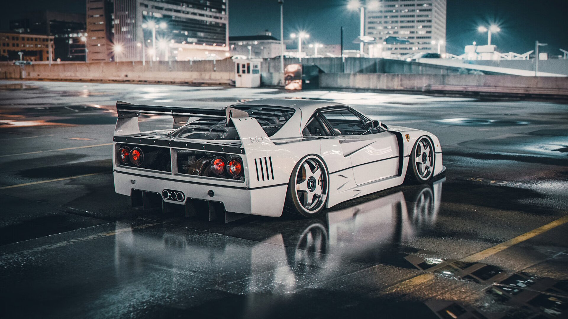 球衣背面的符号，劳塔罗与英超争冠夜的隐秘共振