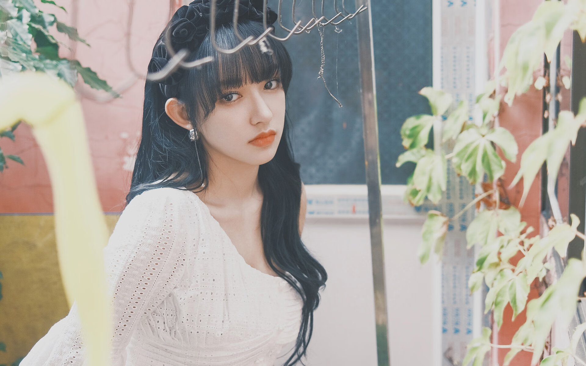 速度的隐喻，当F1的嘶吼遇见浓眉的咆哮